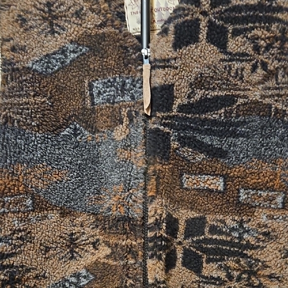 Cozy Women's Multicolor Patterned Vest - Picture 2 of 8